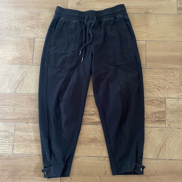 ATHLETA Farallon Weekender Pant in Black Women's Medium - Picture 4 of 12